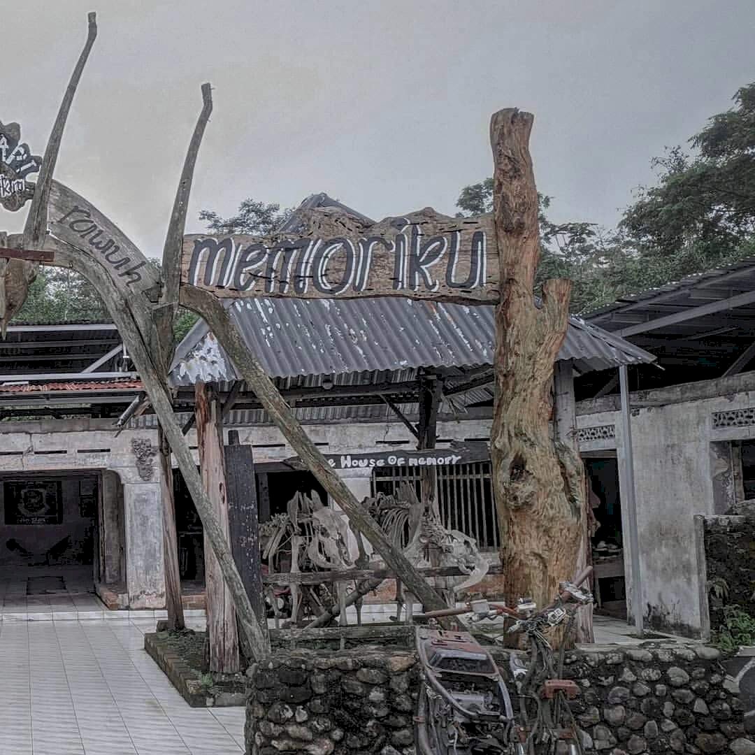 Menelusuri Jejak Sejarah yang Penuh Dengan Misteri di Destinasi Dark Tourism Yogyakarta